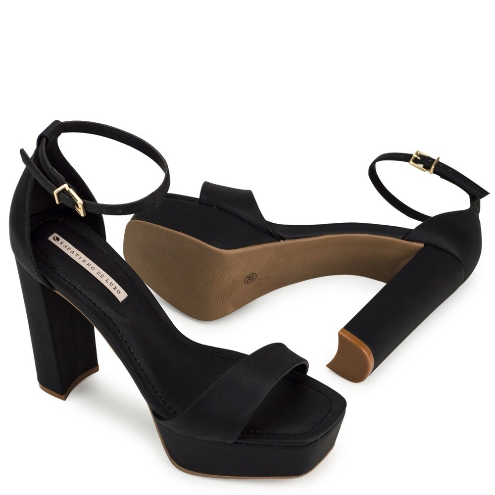 Black Platform Block Heel Sandals Ankle Strap size 7 new in box vegan leather